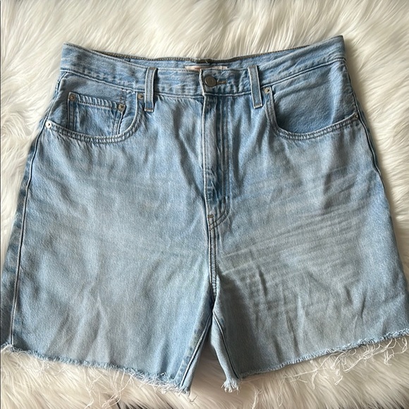 Levi's Blue Bermuda Jean Shorts Relaxed Fit Frayed Hem - Picture 1 of 6